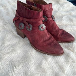 Dolce Vita Western Boots-Wine color